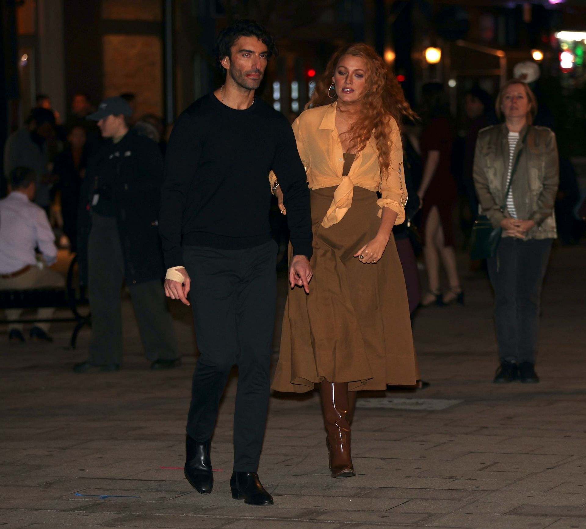 Justin Baldoni and Blake Lively on the set of It Ends With Us (Image via Getty)
